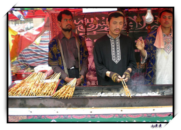 【"鼠"于你的美丽】——美食诱惑我心    台湾扒目鱼仔,新疆羊肉串